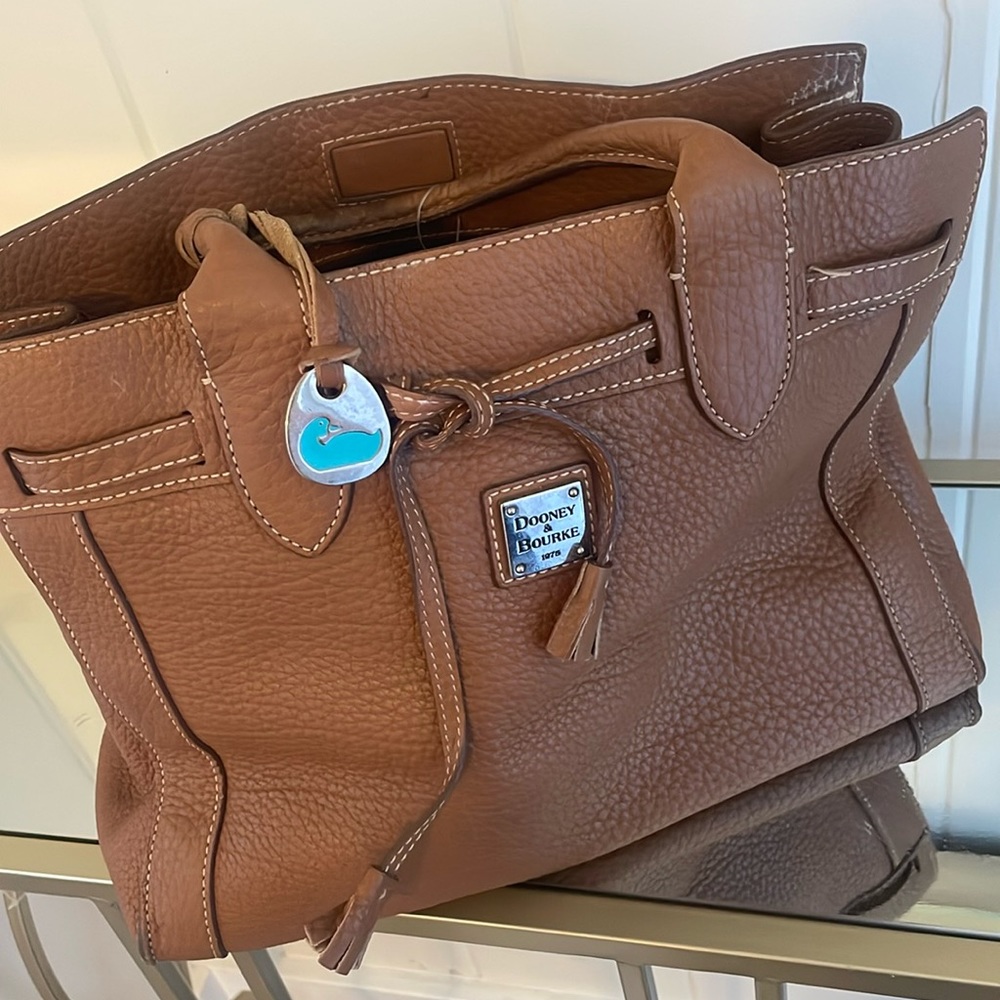 Dooney & Bourke purse